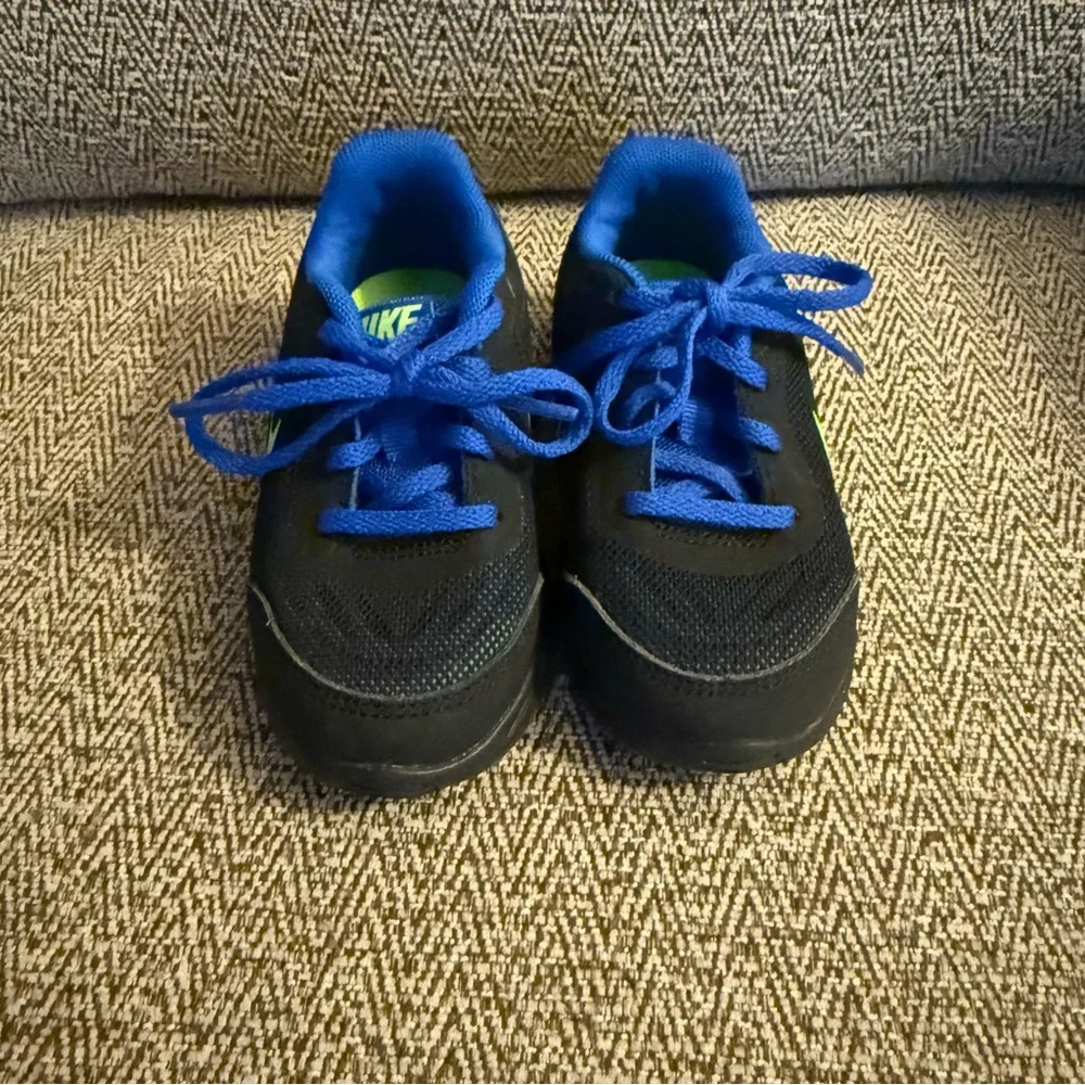 NIKE Black Royal Blue Lime Green Sneakers‎ Baby Toddler Size 6